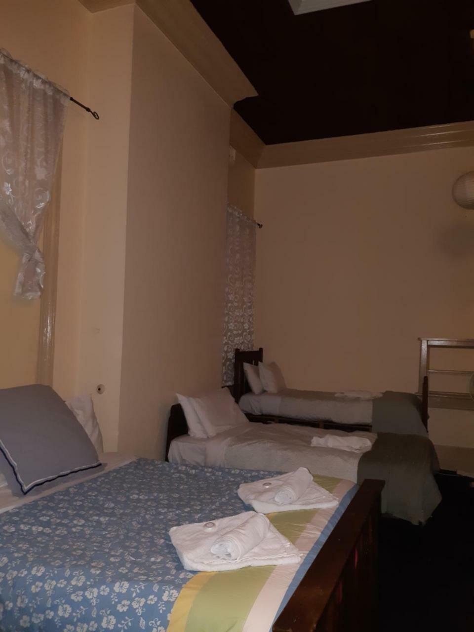 The Victoria Hotel Rutherglen Esterno foto