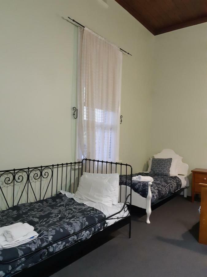 The Victoria Hotel Rutherglen Esterno foto